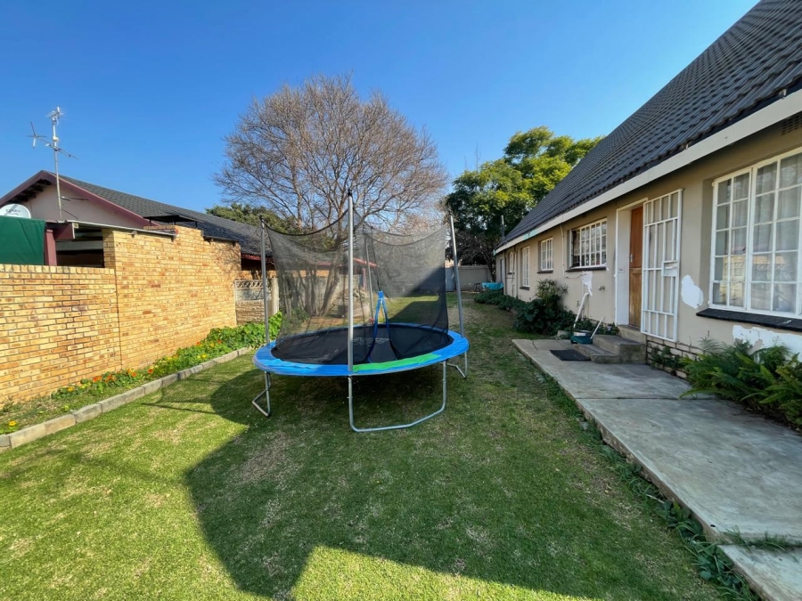 5 Bedroom Property for Sale in Riebeeckstad Free State